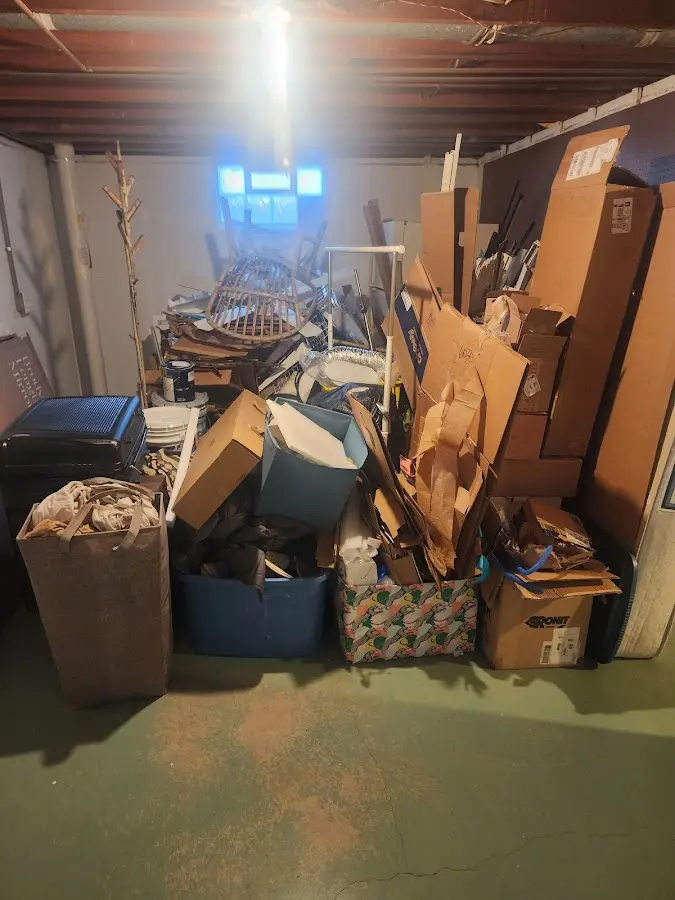 Roll-off dumpster container at job site for 20 Yard Dumpster Rental in South Alamo